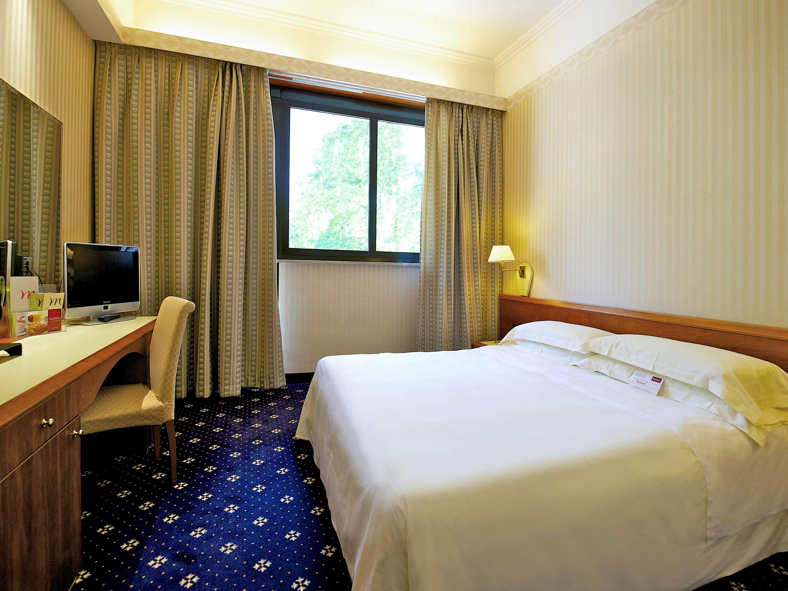 Mercure Reggio Emilia Centro Astoria Exterior photo