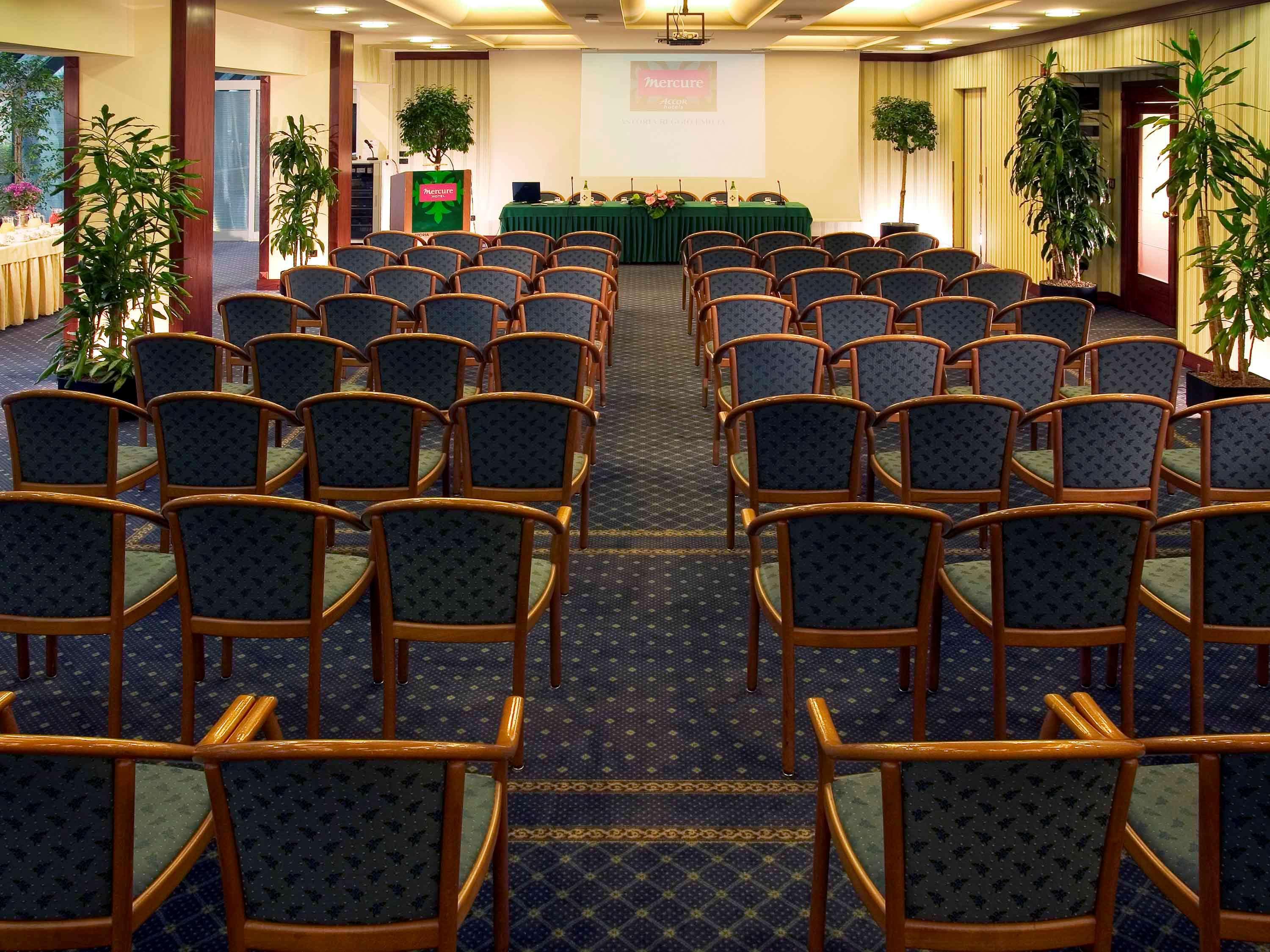 Mercure Reggio Emilia Centro Astoria Exterior photo